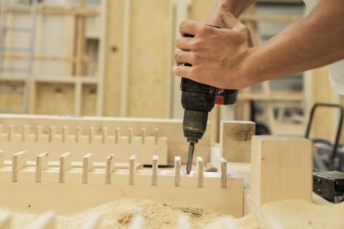 winterhoff-produktion-schraubmaschine-handwerk-spaehne